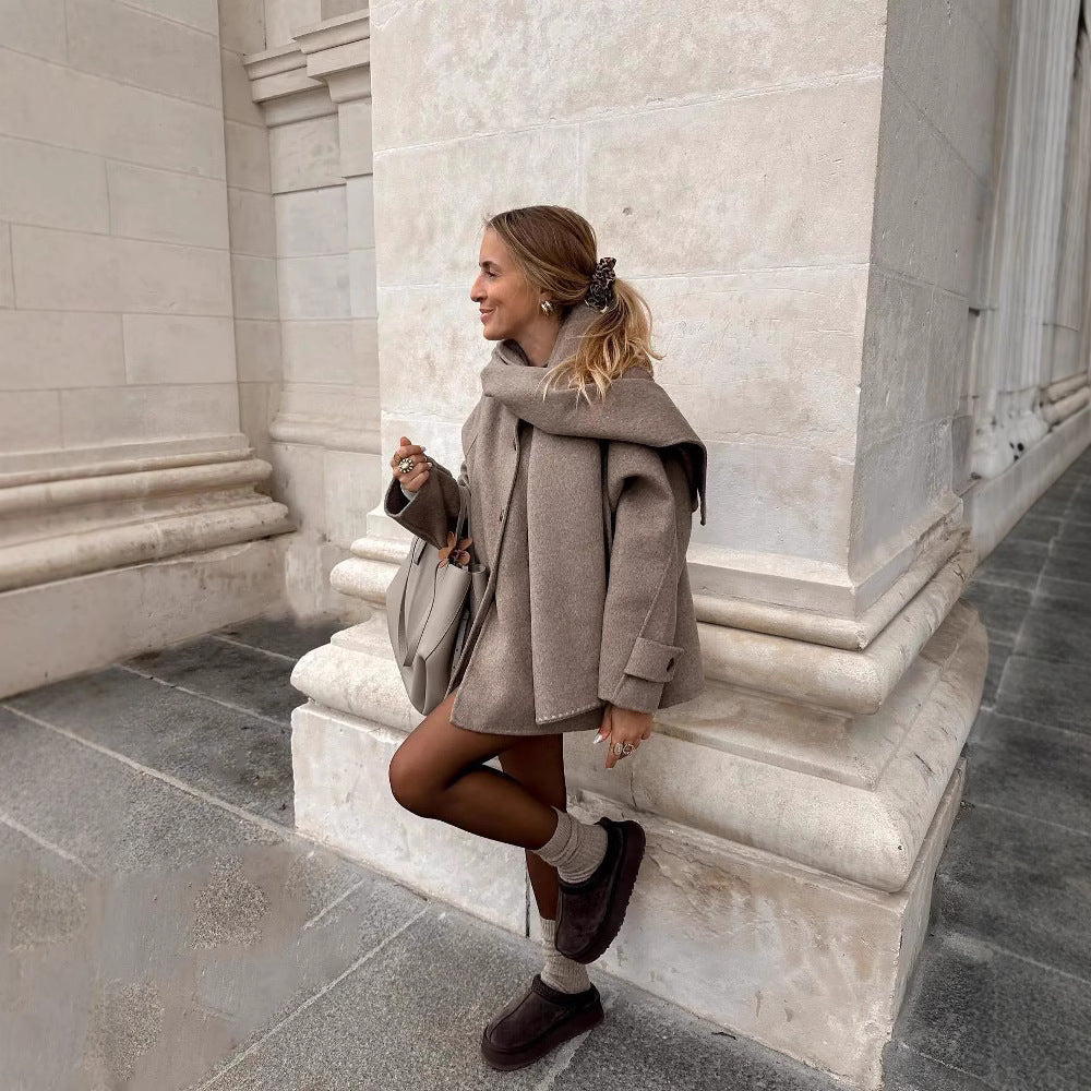 Detachable Scarf Collar Short Coat - Camel / L POLITICSLADY