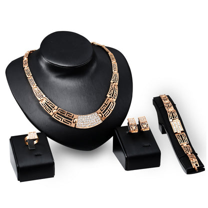 18K Gold Plated Set - Gold POLITICSLADY