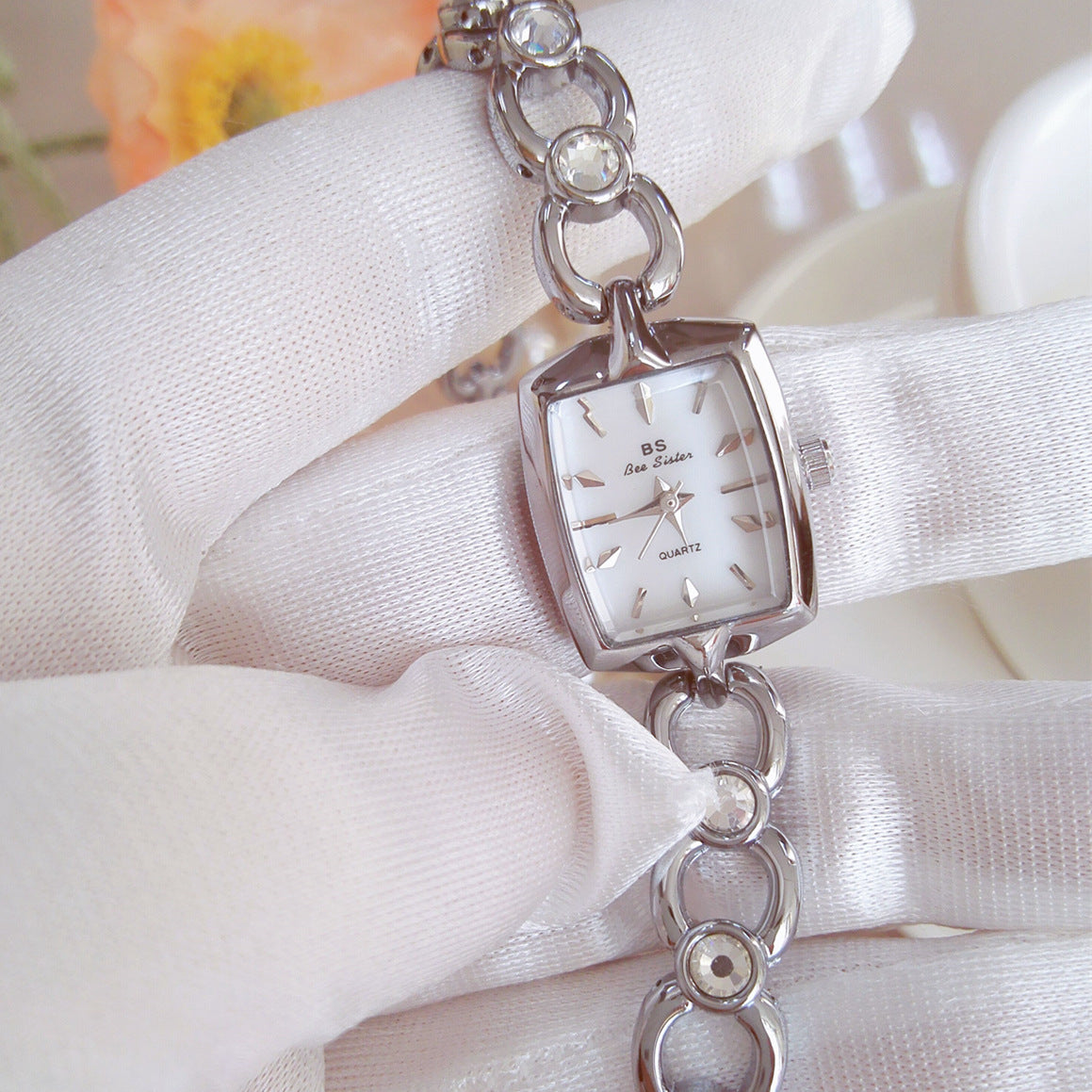 Quartz Watch Diamond Bracelet
