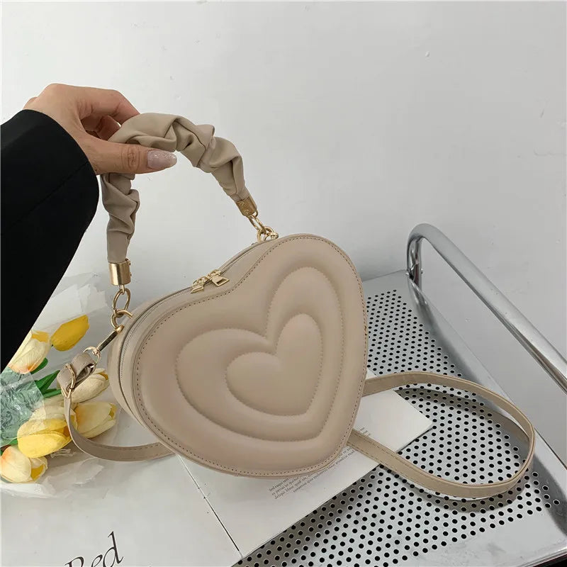 Heart Shape Shoulder Bag - khaki / 22x19x8cm POLITICSLADY