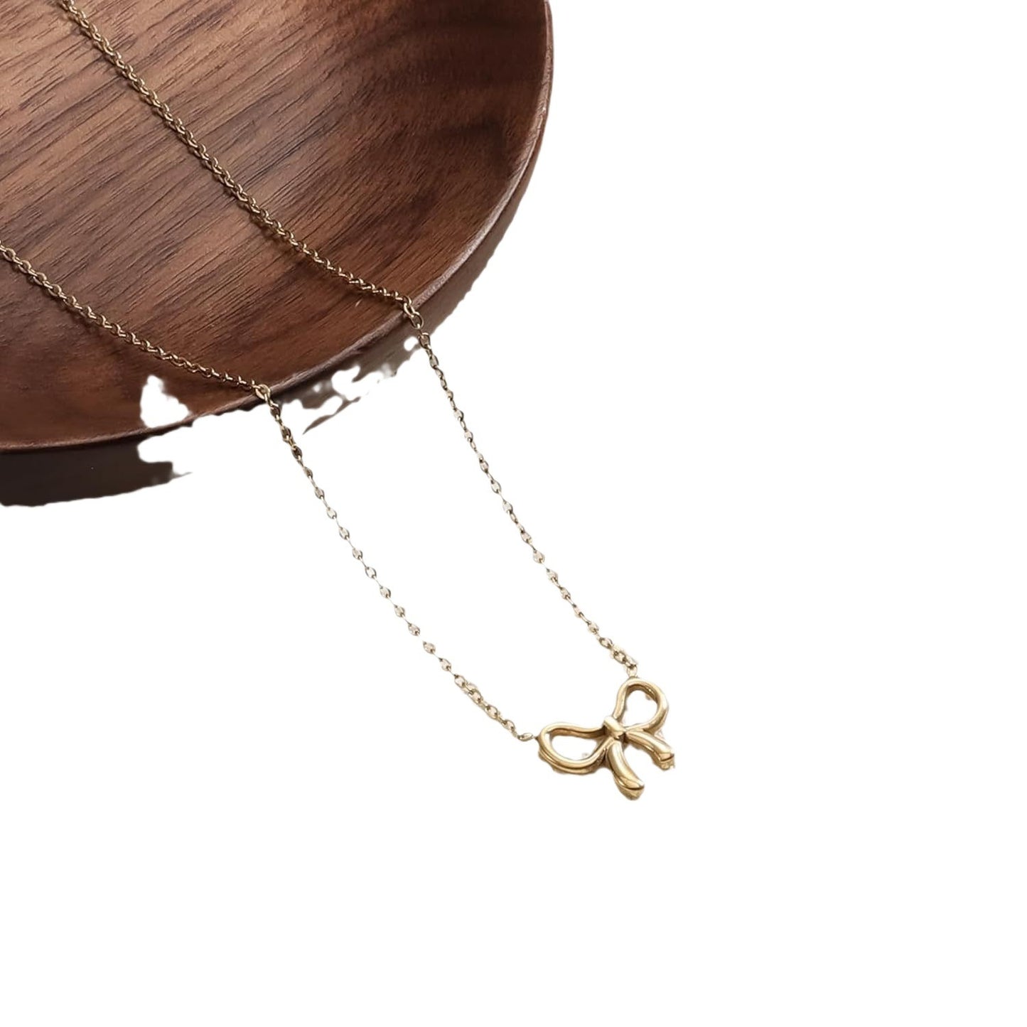 Versatile Pearl Bow Necklace - Gold POLITICSLADY